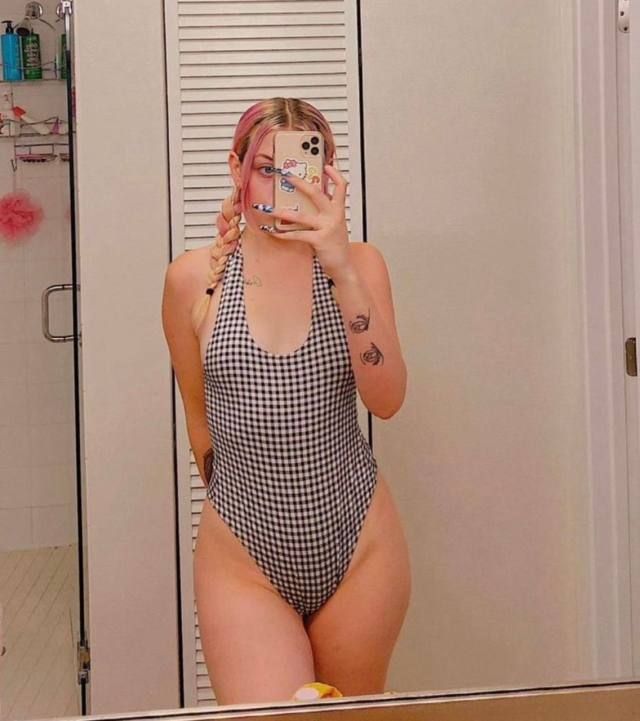 INCALL & OUTCALL CASH 🚘 CAR NO DEPOSIT I DO BJ, DOGGY, CREAM PIE AND ANAL SWALLOW LOADS 💦, I OFFER MASSAGE WITH HAPPY ENDING😘 - Image 2